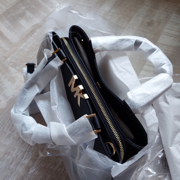 Michael Kors Florence Medium Satchel - Picture 9 of 10